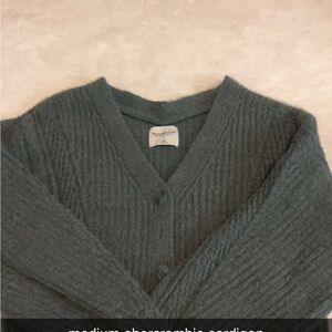Abercrombie & Fitch Women’s Cardigan in Deep Green